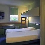 Ibis Budget Niort - 2* La Creche