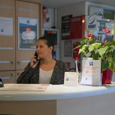 Ibis Budget Niort - Отель