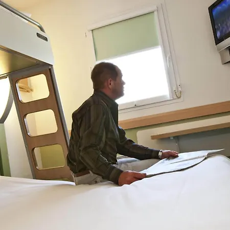 Ibis Budget Niort - La Crèche Hotel La Creche