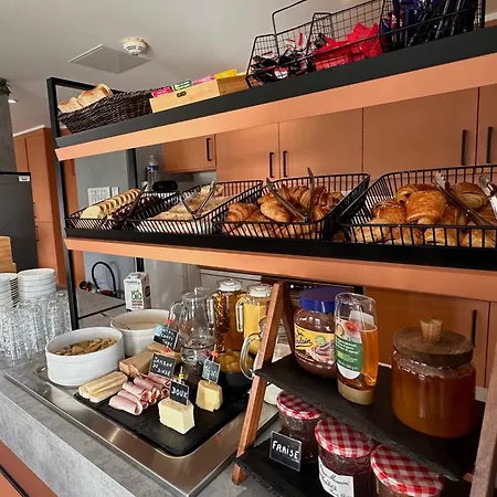 Ibis Budget Niort - 2*