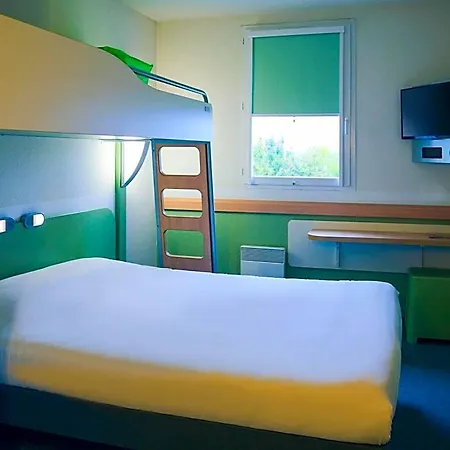 Ibis Budget Niort - La Crèche 2* La Creche