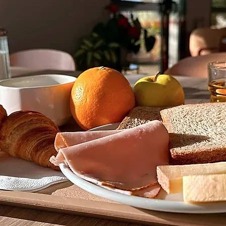 Ibis Budget Niort - La Crèche 2*