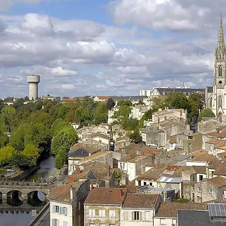 Hotel Ibis Budget Niort - La Crèche La Creche