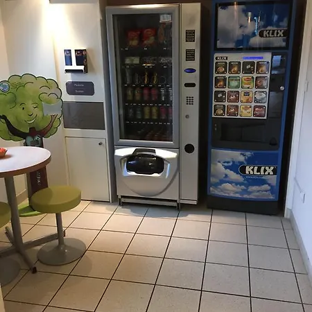 Ibis Budget Niort - Отель