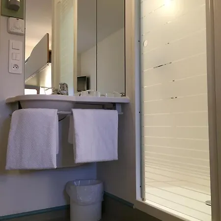 Ibis Budget Niort - 2* La Creche