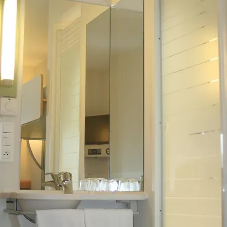 Ibis Budget Niort - La Crèche La Creche