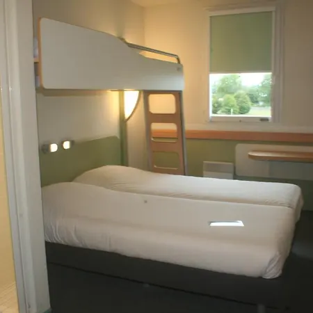 Ibis Budget Niort - La Crèche
