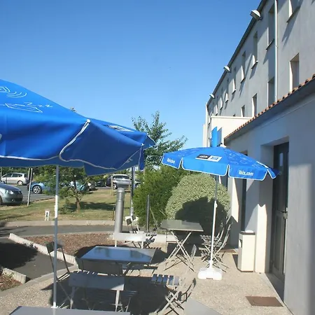 Hotel Ibis Budget Niort - La Crèche 2*