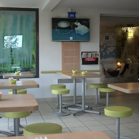 Ibis Budget Niort - Отель Ла-Креш