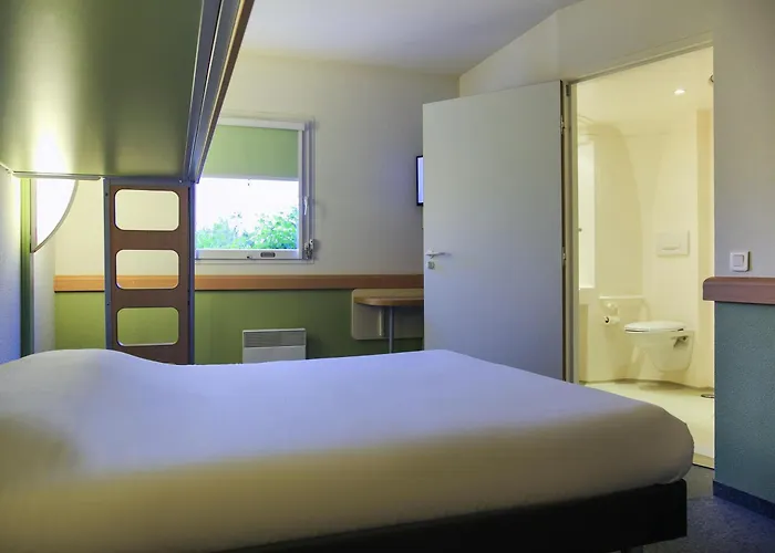 Ibis Budget Niort - 2*