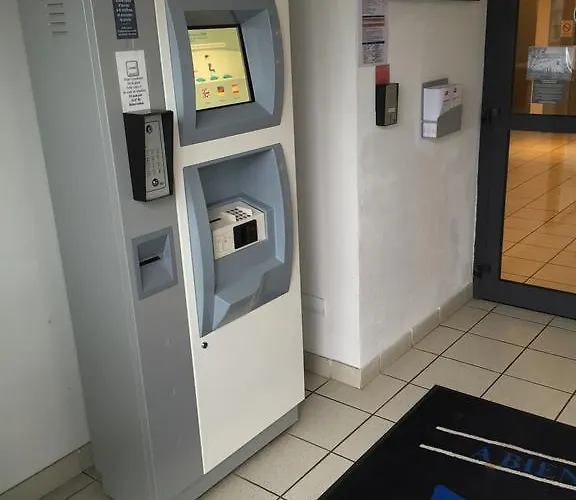 Ibis Budget Niort - 2*