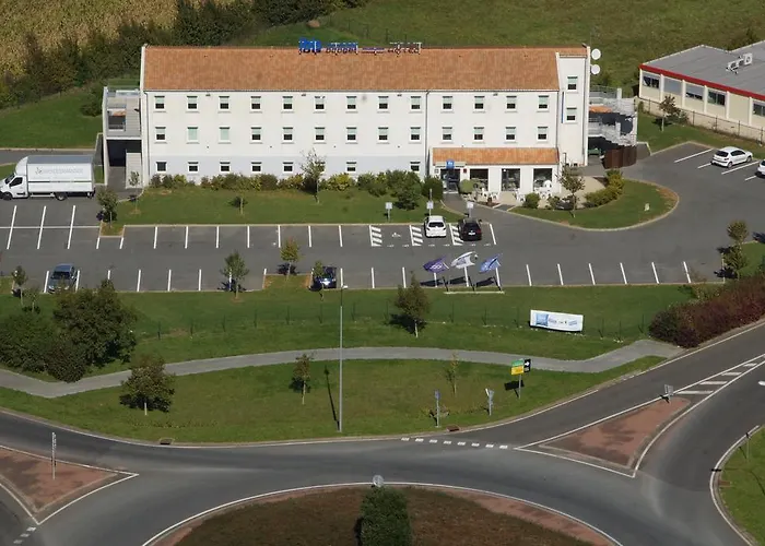 Hotel Ibis Budget Niort - La Crèche 2*