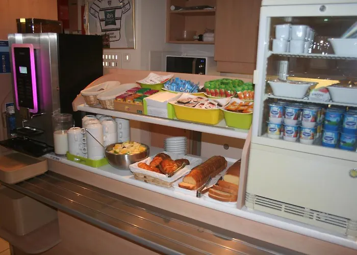 Ibis Budget Niort - 2* La Creche