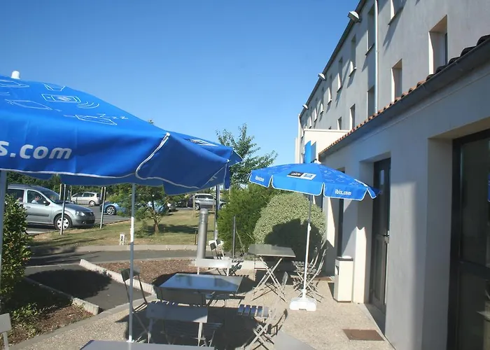 Hotel Ibis Budget Niort - 2*
