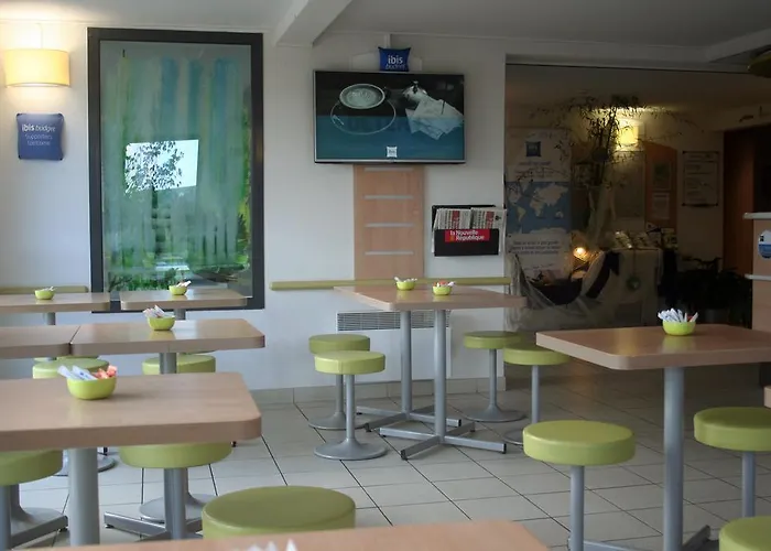 Ibis Budget Niort - La Crèche Hotel La Creche